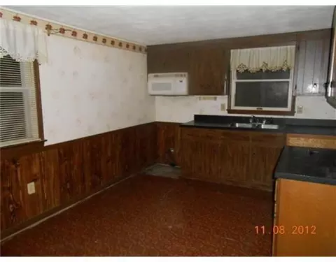 229 Parkview, Celina, OH 45822 photo 3