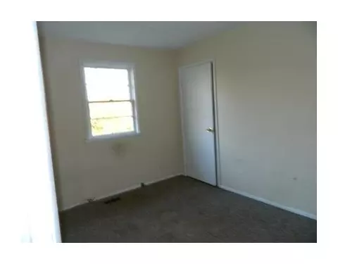1458 W Clark St, Springfield, OH 45506 photo 7