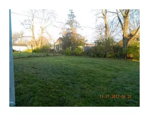 1458 W Clark St, Springfield, OH 45506 photo 9