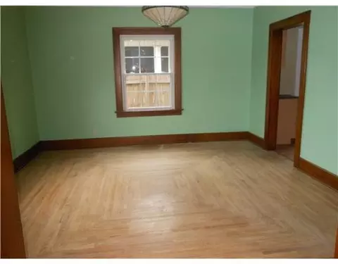 2307 E High, Springfield, OH 45505 photo 3