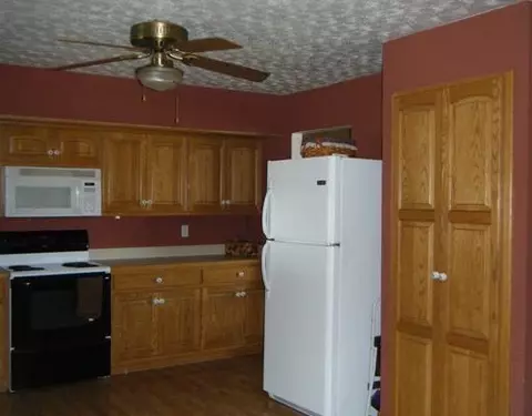 2911 Willow, Springfield, OH 45502 photo 4