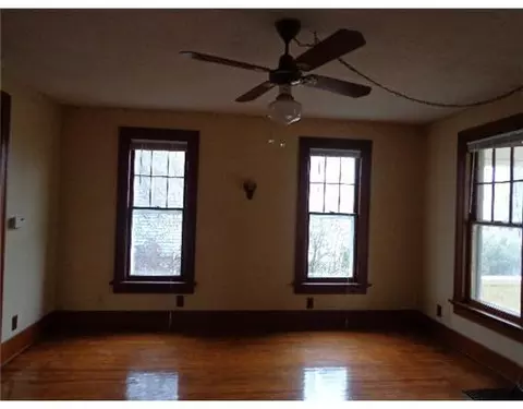 33 S Maple, Fairborn, OH 45324 photo 2