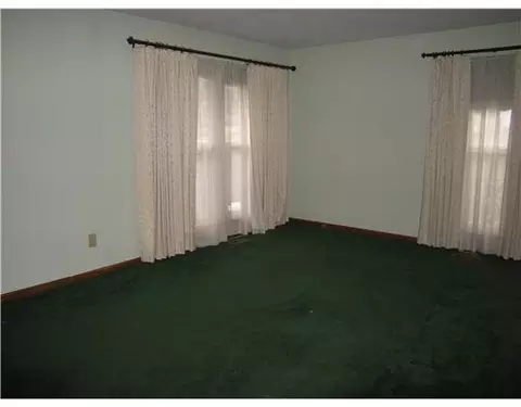 4843 E County Line Rd, Springfield, OH 45502 photo 8