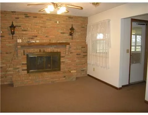 4843 E County Line Rd, Springfield, OH 45502 photo 6
