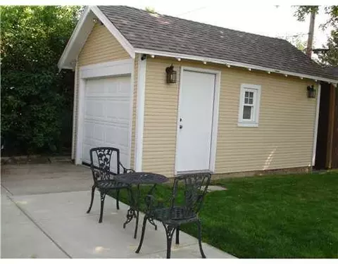 210 W Roseland, Springfield, OH 45503 photo 3