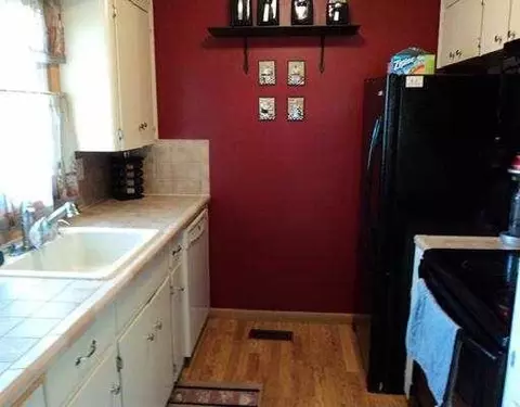 615 N Cherry, Celina, OH 45822 photo 3