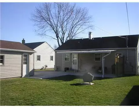 2404 Dellwood Dr, Springfield, OH 45505 photo 5