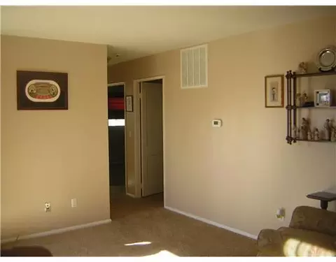 2404 Dellwood Dr, Springfield, OH 45505 photo 12