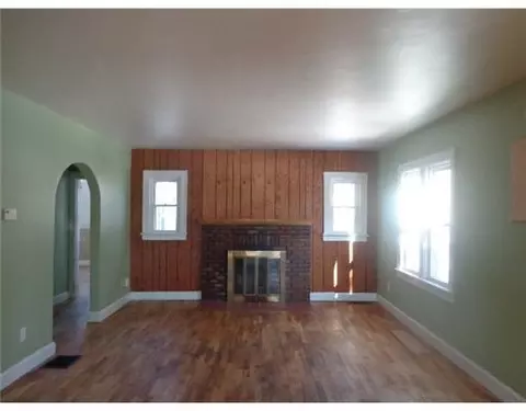 2425 Mechanicsburg Rd, Springfield, OH 45502 photo 3
