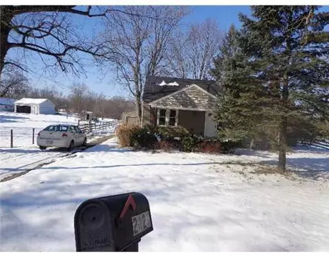 2425 Mechanicsburg Rd, Springfield, OH 45502 photo 1