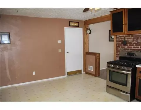3242 Eastham, Springfield, OH 45503 photo 9