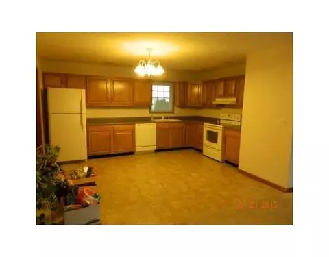 1305 Meadowview Dr, Celina, OH 45822 photo 4