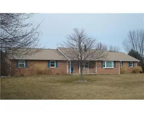 880 E Possum, Springfield, OH 45502 photo 1