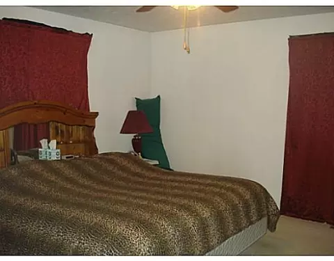 880 E Possum, Springfield, OH 45502 photo 8