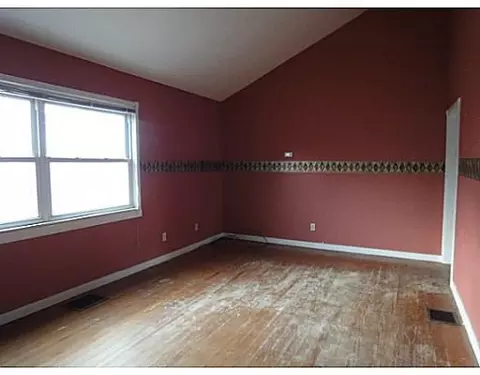 275 Ellis, De Graff, OH 43318 photo 2