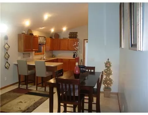 593 Foxcross, Sidney, OH 45365 photo 6