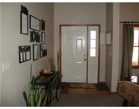 593 Foxcross, Sidney, OH 45365 photo 3