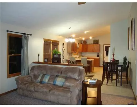 593 Foxcross, Sidney, OH 45365 photo 5