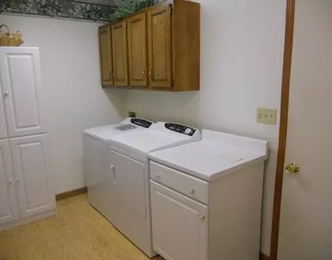 1425 James, Celina, OH 45822 photo 9