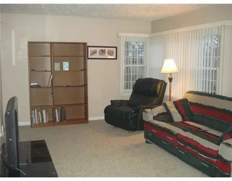 1331 Seminole, Springfield, OH 45506 photo 2