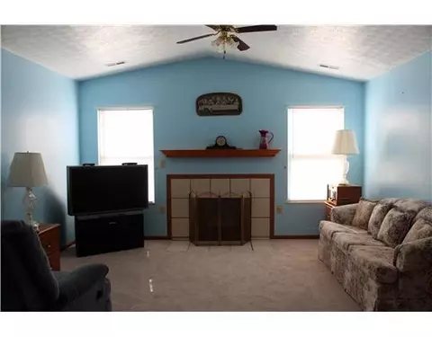 3984 Covington Dr #.., Springfield, OH 45503 photo 2