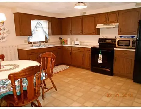 618 Devonshire, Celina, OH 45822 photo 3