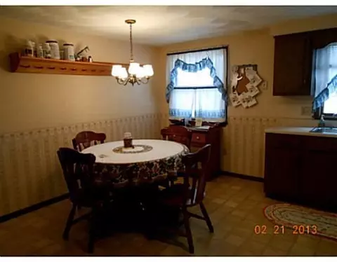 618 Devonshire, Celina, OH 45822 photo 4