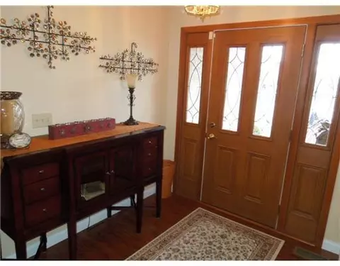4902 Fox Run, Fairborn, OH 45324 photo 5