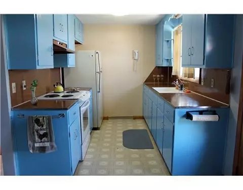 4849 Lehigh Dr, Springfield, OH 45503 photo 4