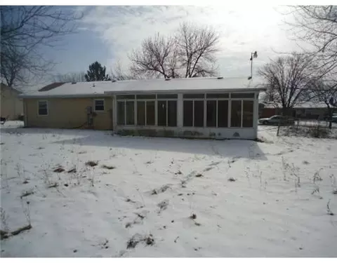 10981 Comanche Dr, Sidney, OH 45365 photo 2