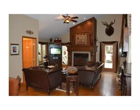 255 Brighton Rd, Springfield, OH 45504 photo 6