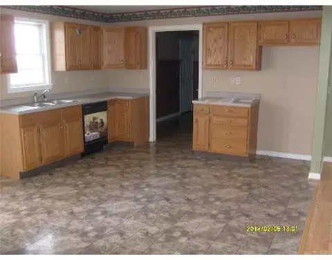 249 W Geneva, Dunkirk, OH 45836 photo 4