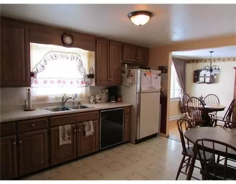 1710 Thomas Dr, Springfield, OH 45503 photo 6