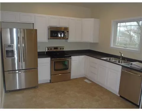 411 N Western Ave, Springfield, OH 45504 photo 3