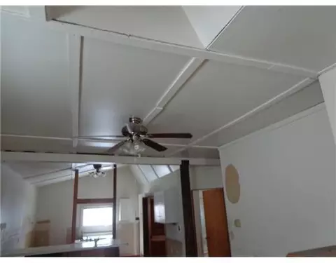 515 N Belmont Ave, Springfield, OH 45503 photo 8