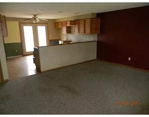 3971 Delmar Cir, Springfield, OH 45503 photo 2