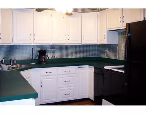 2426 Ross Ln, Springfield, OH 45502 photo 3