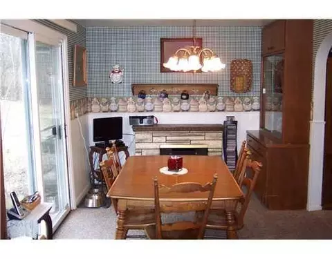 2426 Ross Ln, Springfield, OH 45502 photo 6