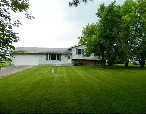 3220 Rocky Point Rd, Springfield, OH 45502 photo 1