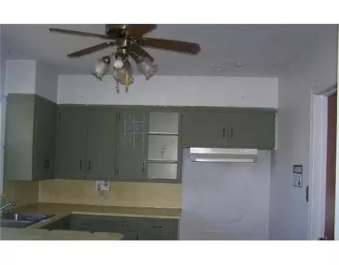 534 E Anthony St, Celina, OH 45822 photo 3