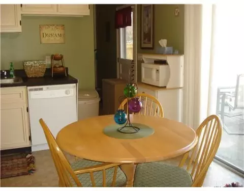 3015 Vineyard, Springfield, OH 45503 photo 6