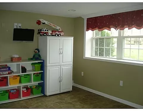 2866 Cumberland Dr, Springfield, OH 45506 photo 19