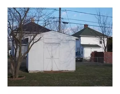 868 Champion Ave, Springfield, OH 45503 photo 8