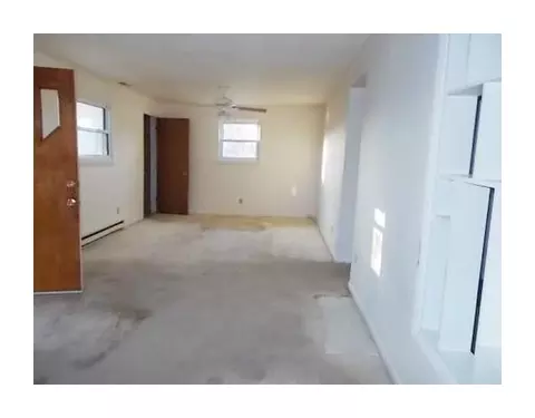 868 Champion Ave, Springfield, OH 45503 photo 4