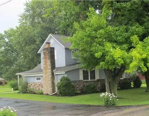 4644 Peacock Rd, Springfield, OH 45502 photo 2