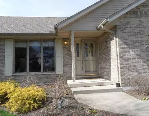 427 Carillion Dr, Springfield, OH 45503 photo 2
