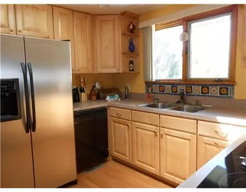 4681 E Ridgewood Rd, Springfield, OH 45503 photo 2