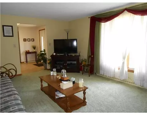 4681 E Ridgewood Rd, Springfield, OH 45503 photo 11