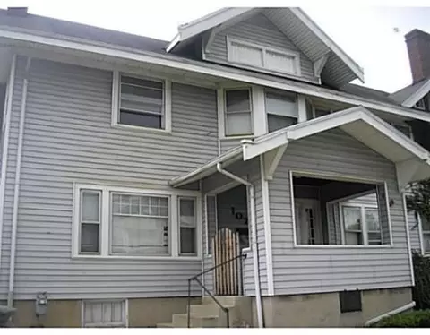 1402 S Limestone, Springfield, OH 45505 photo 3