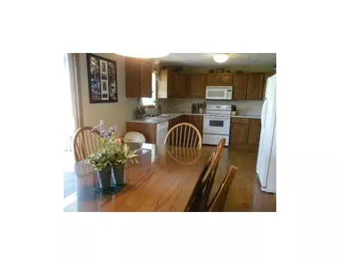 950 Old Mill Rd, Springfield, OH 45506 photo 7